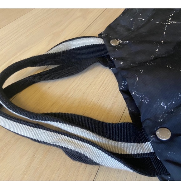 Chanel XL nylon A4 tote bag great everyday bag - Picture 8 of 16